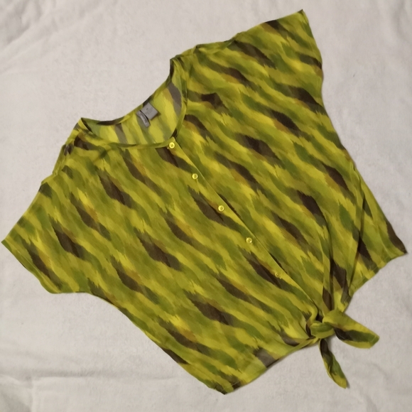 new directions Tops - 5 for $10 New Directions Weekend Multi Green Sheer Top size M